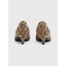 غوتشي بكعب بيج