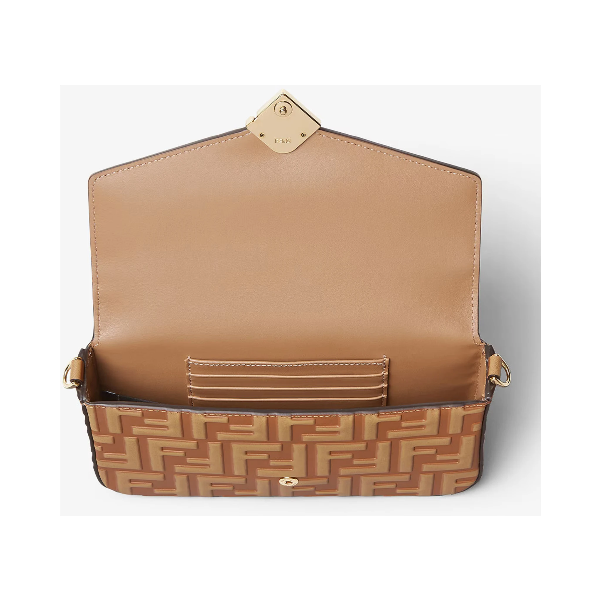 حقائب فندي.. بني