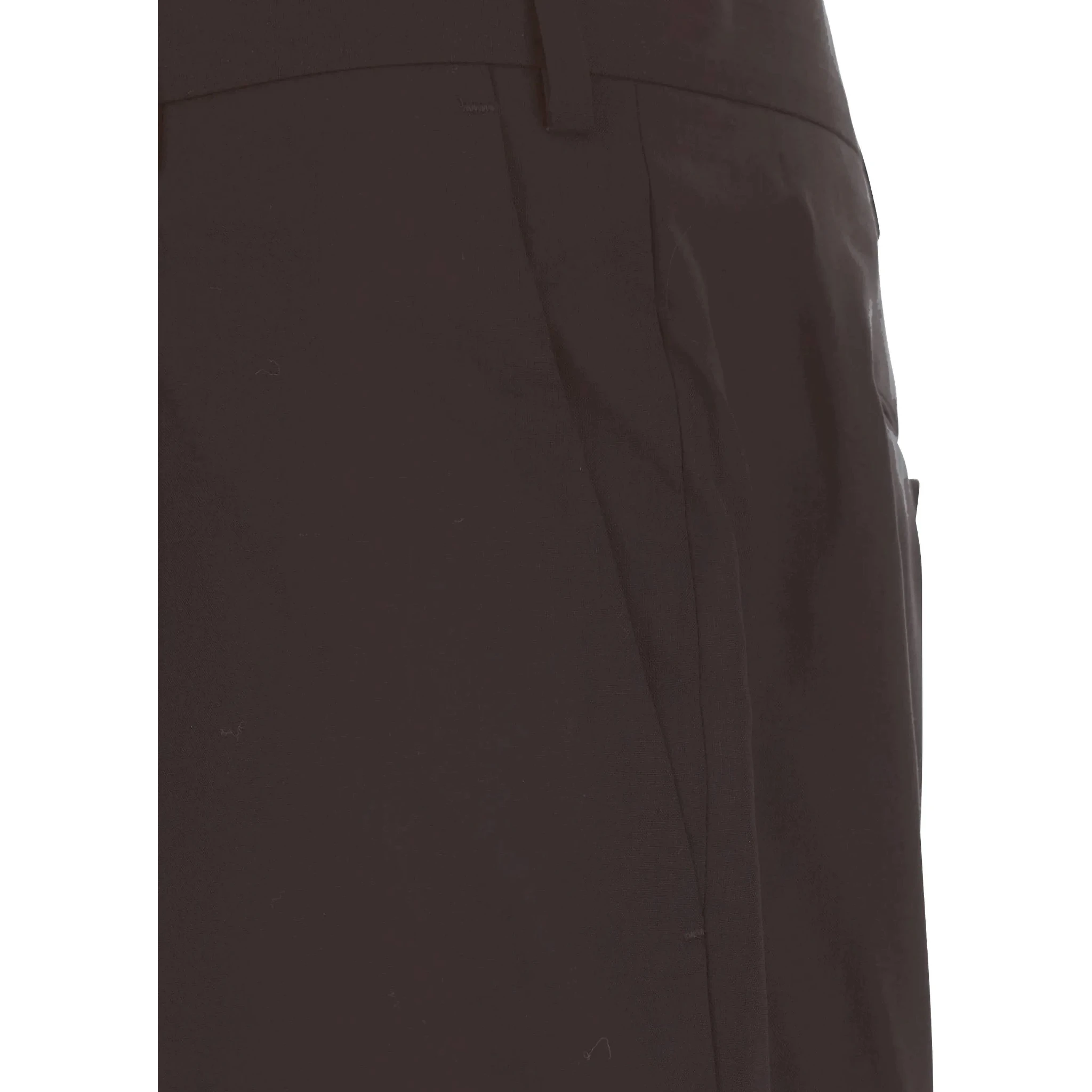 ملابس جاهزة من بي تي تورينو... بني