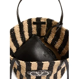 حقائب فالنتينو جارافاني.. بيج