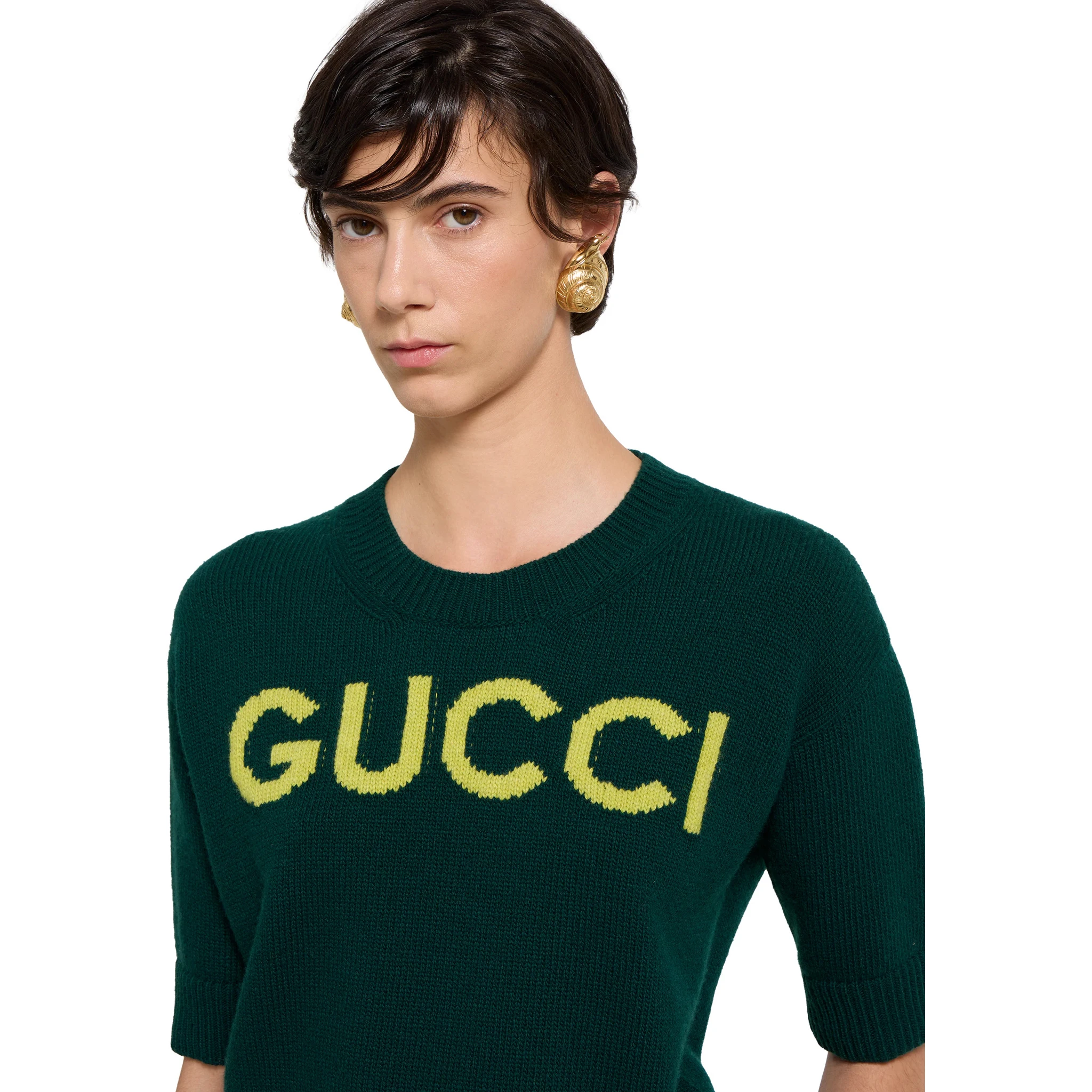 قمصان غوتشي خضراء