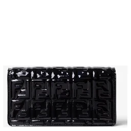 حقائب فندي.. أسود