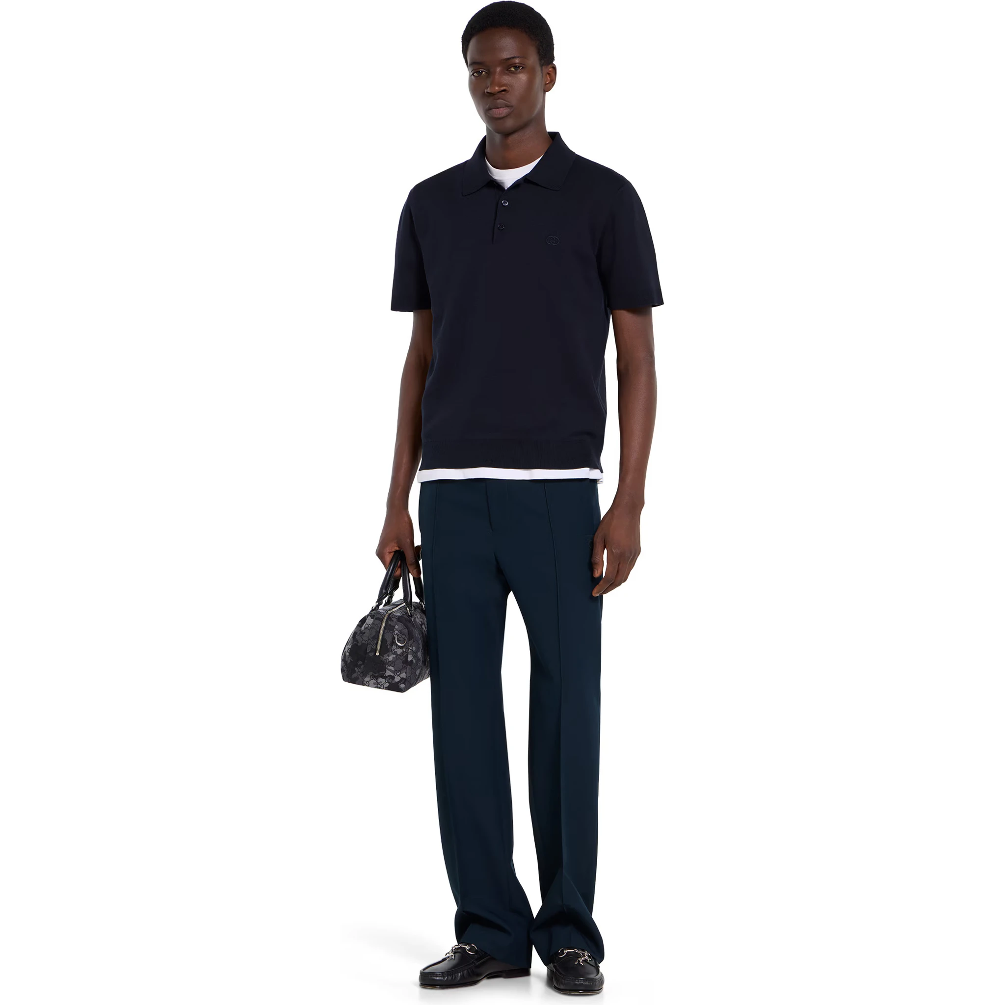 غوتشي ملابس جاهزة... أزرق