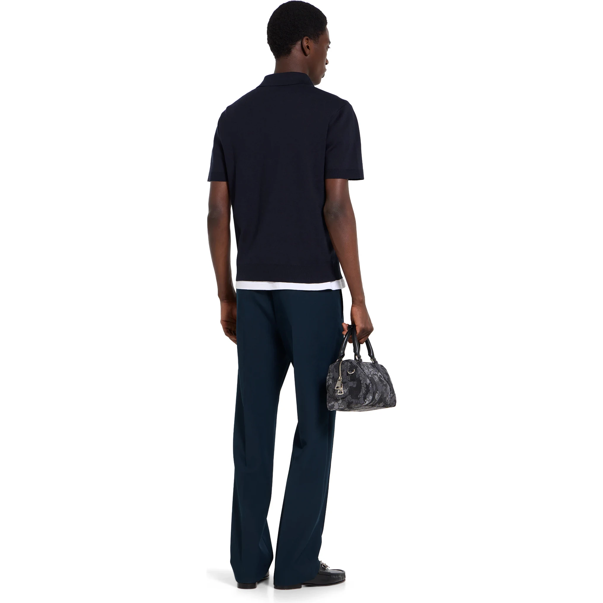 غوتشي ملابس جاهزة... أزرق