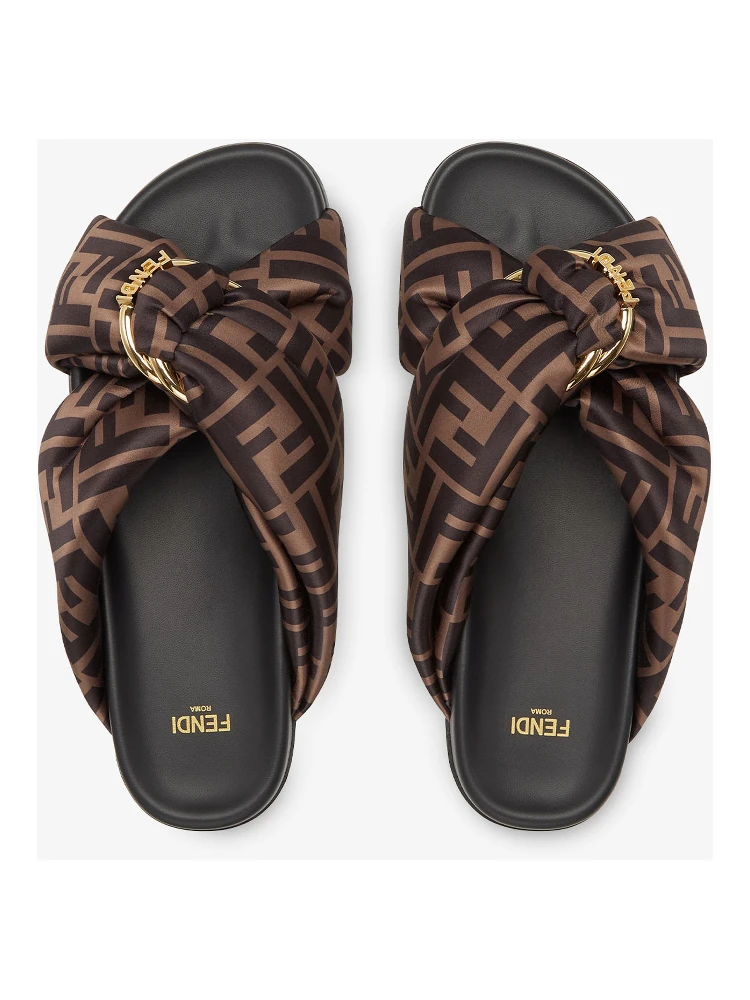 صندل فندي بني alternative