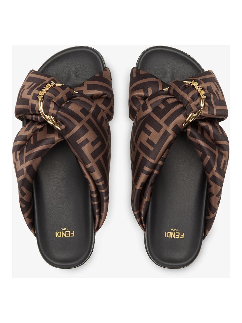 صندل فندي بني