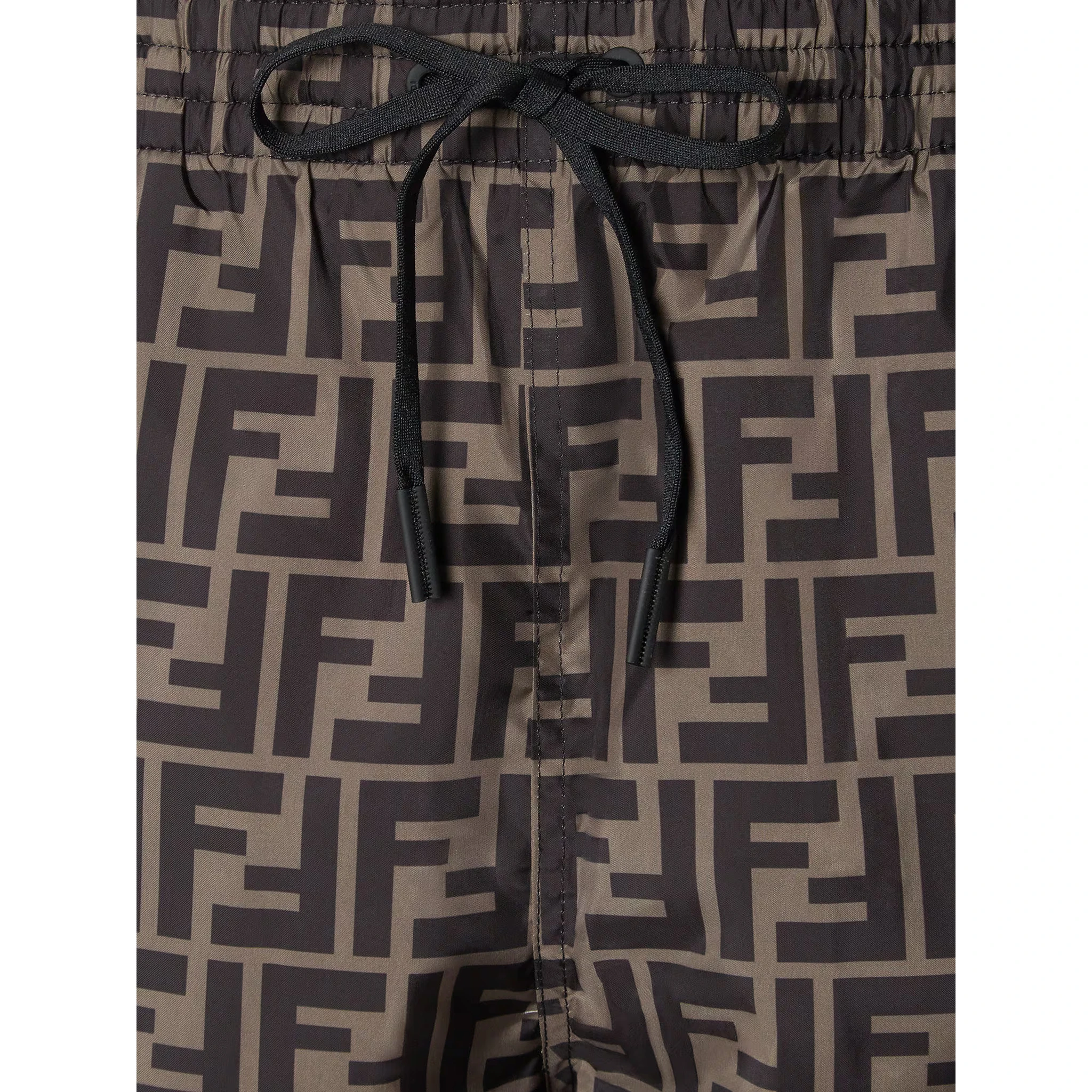 ملابس فندي سي براون