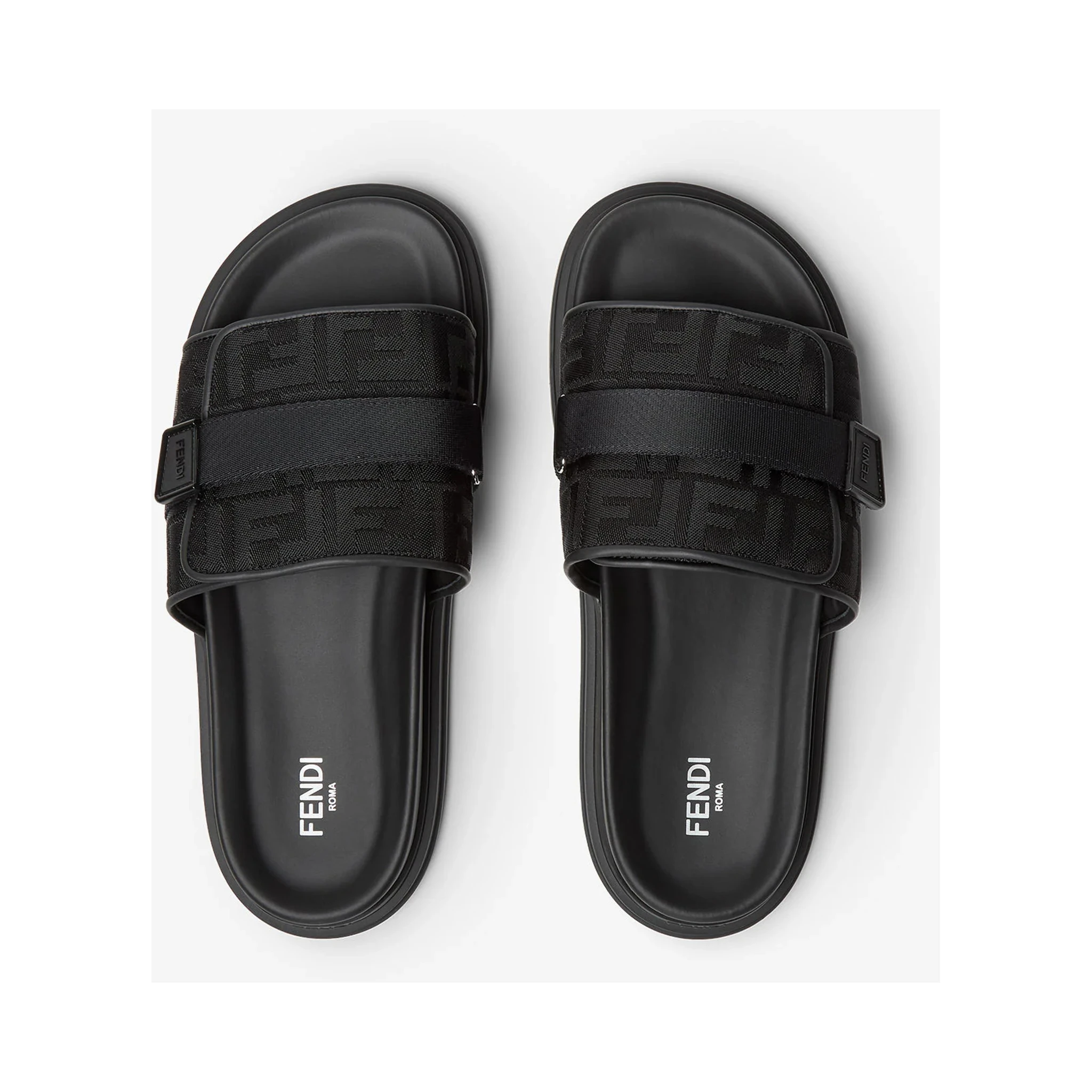 حذاء فندي مسطح أسود