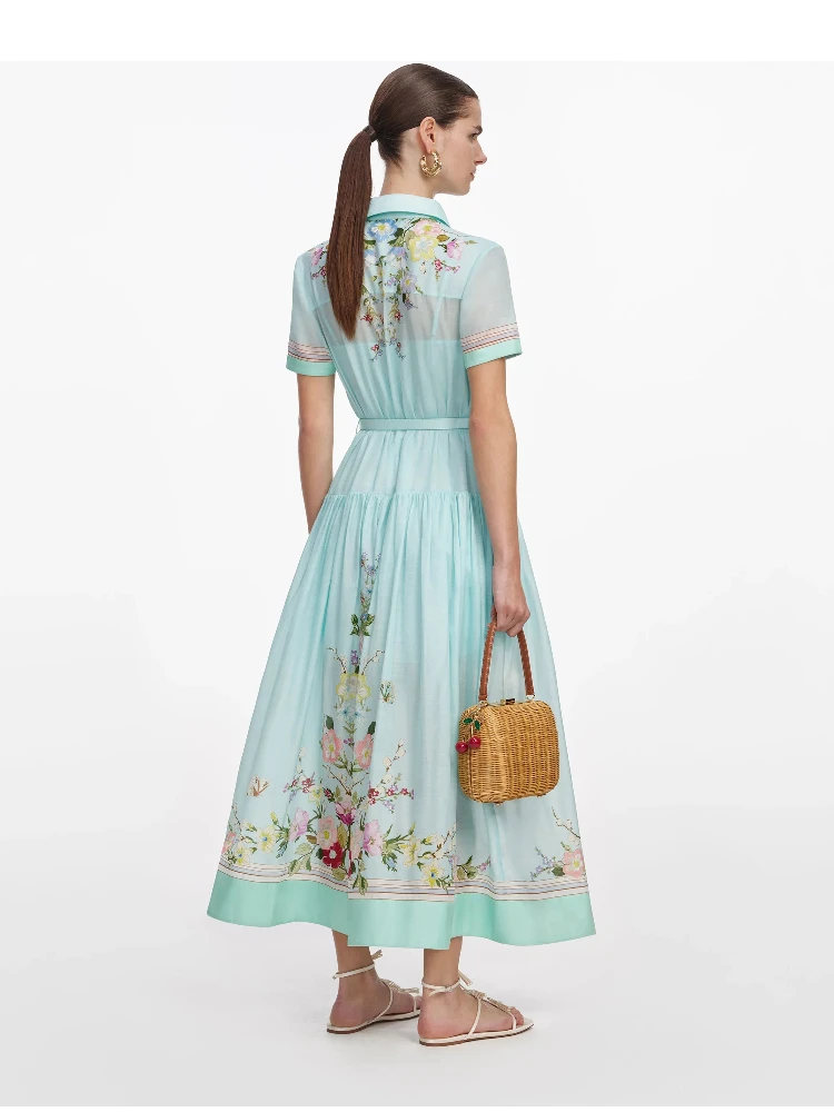 صورة ذاتية، فساتين خضراء alternative