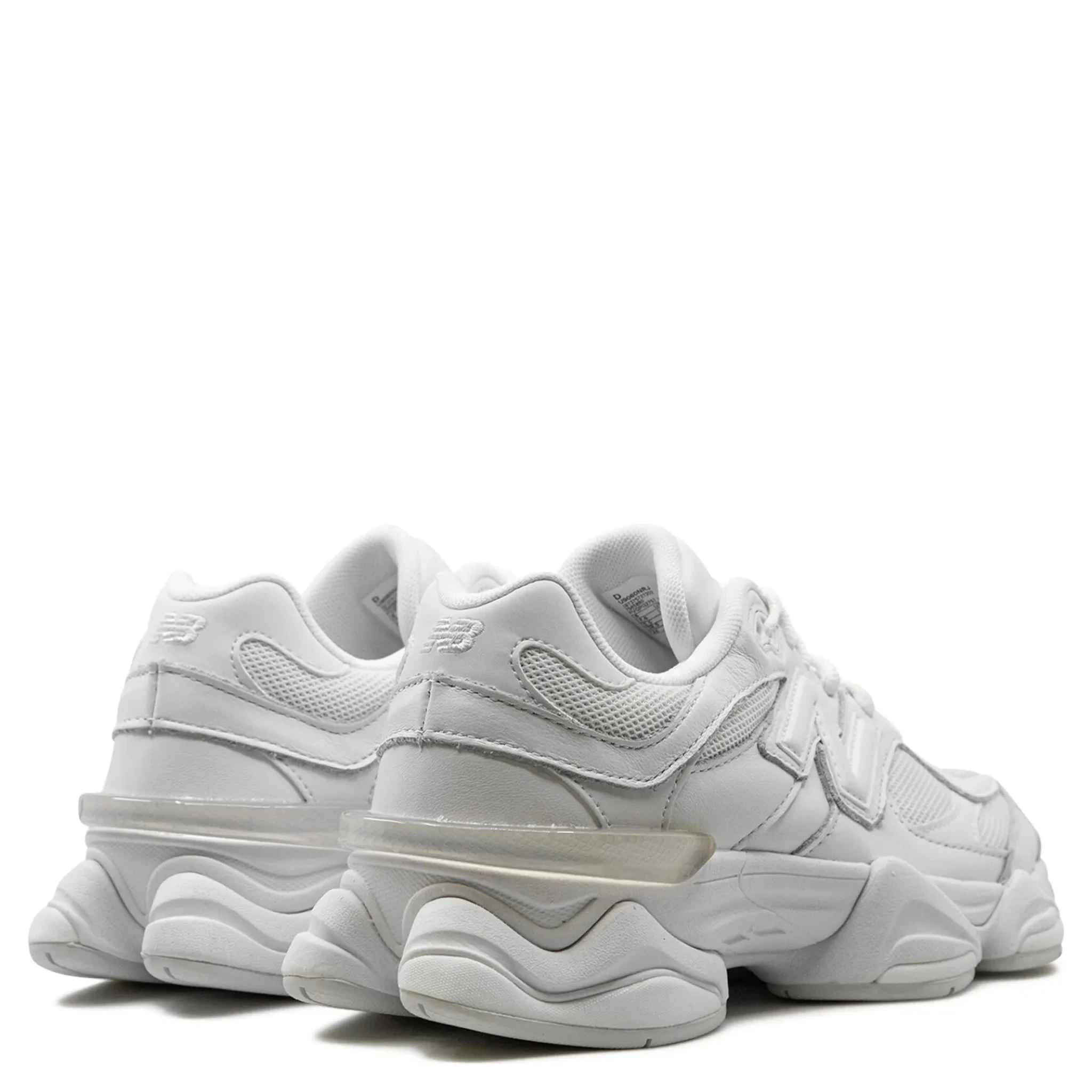 حذاء رياضي نيو بالانس أبيض