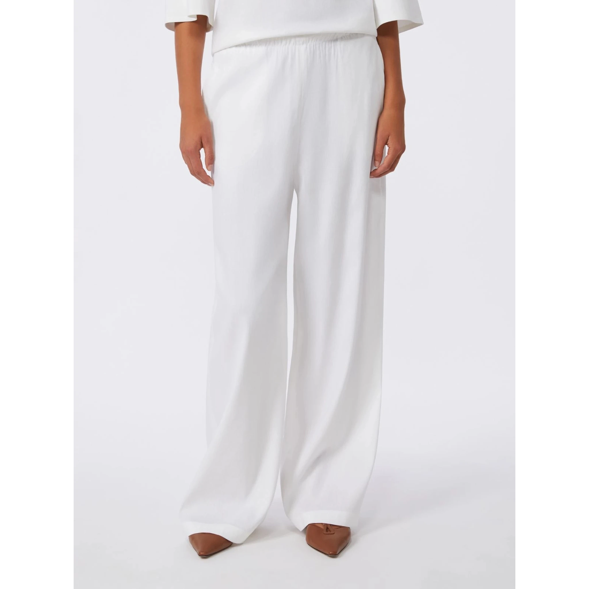 Max Mara RTW... White