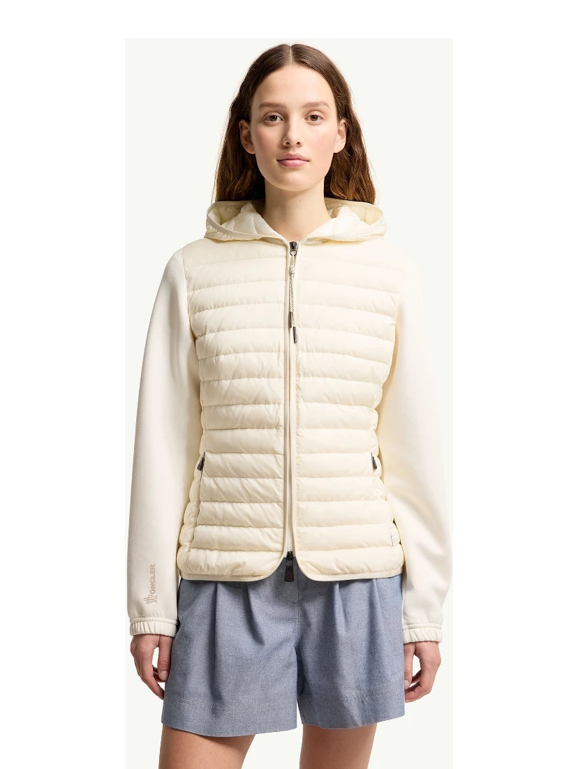 كنزات مونكلير بيضاء