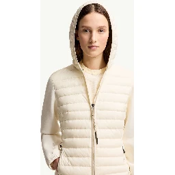 كنزات مونكلير بيضاء