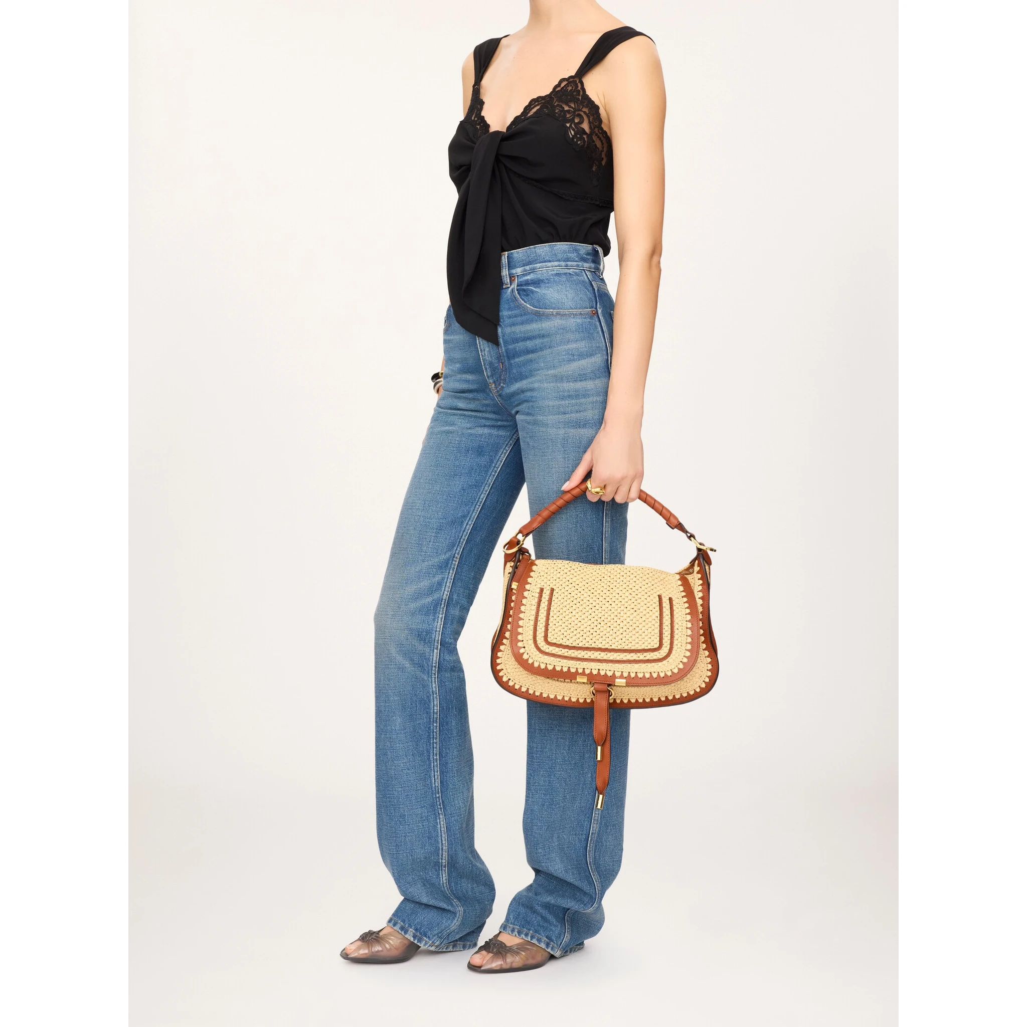 حقائب كلوي.. بيج