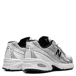 New Balance Sneakers Silver