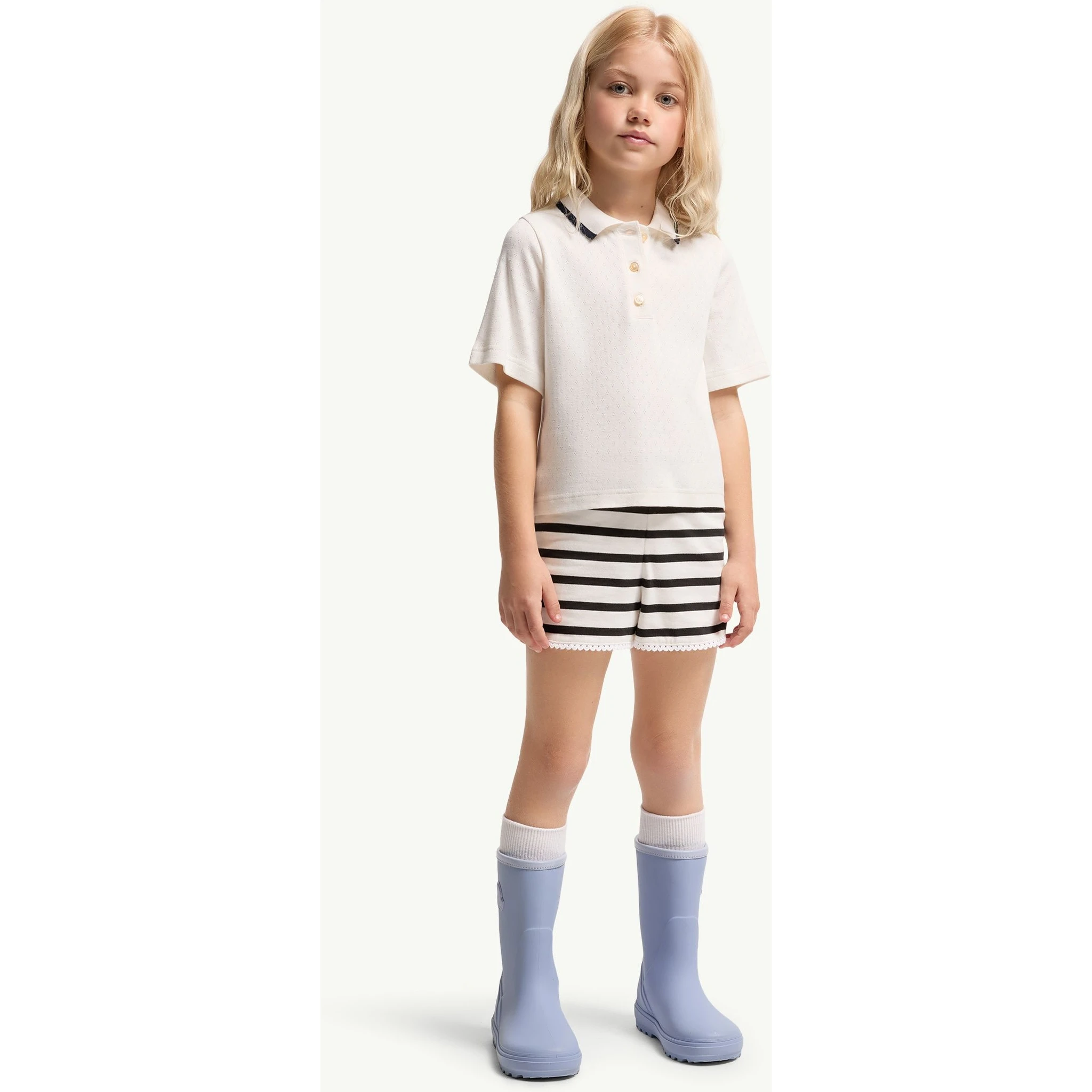 تيشيرتات وبولو بيضاء للأطفال من مونكلير