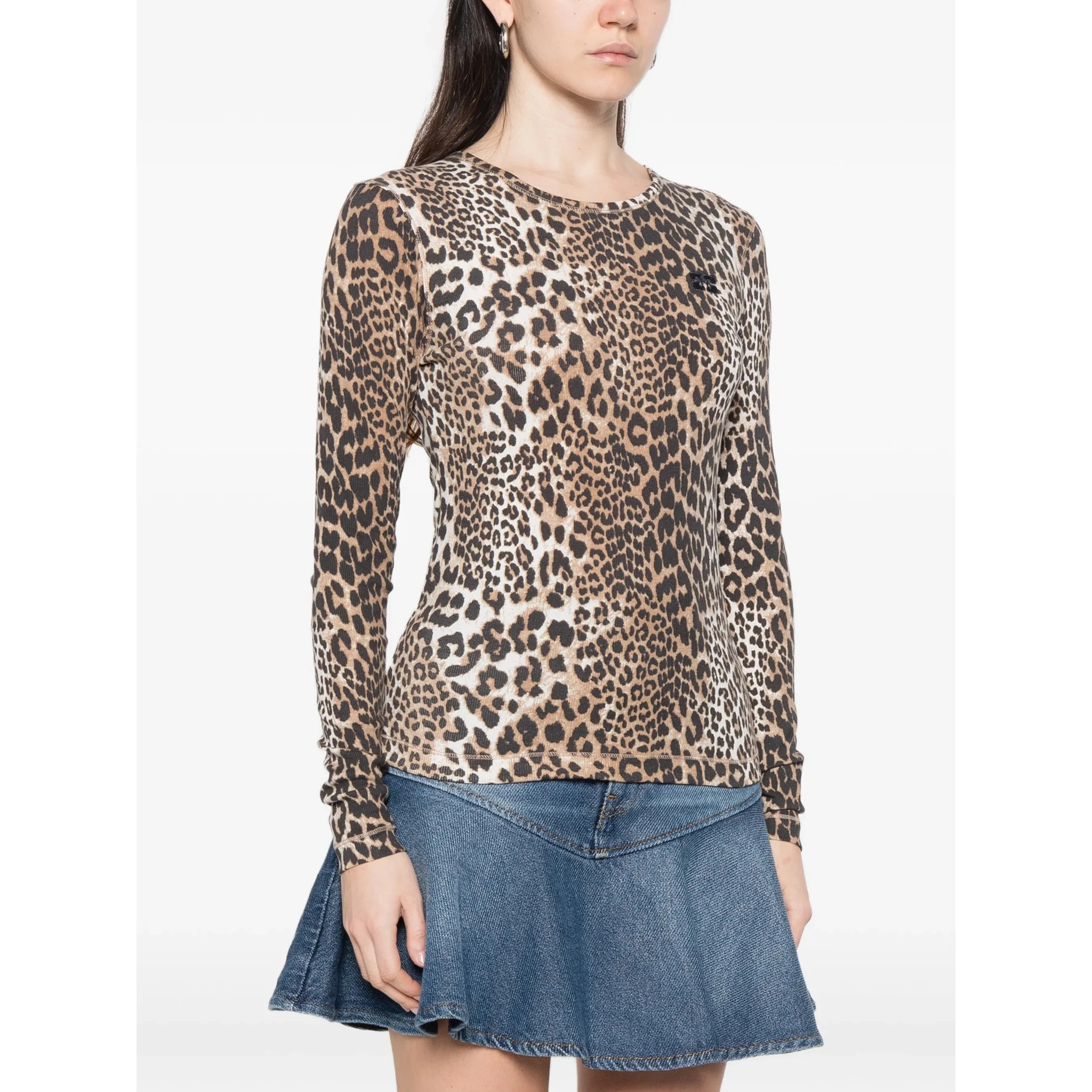 تيشيرتات وبولو من غاني باللون البني