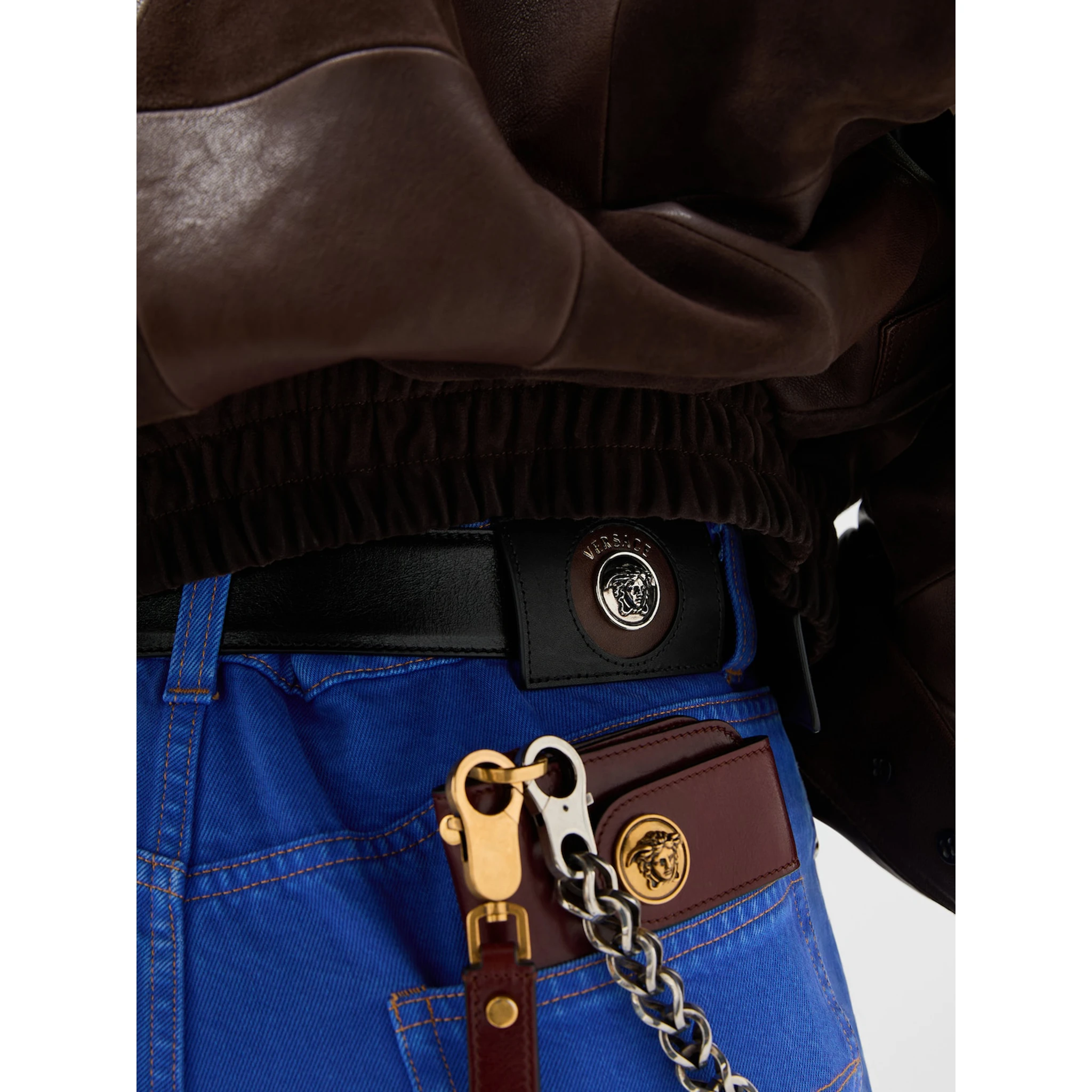 جينز فيرساتشي أزرق