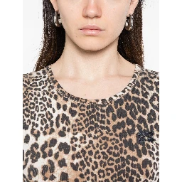 تيشيرتات وبولو من غاني باللون البني