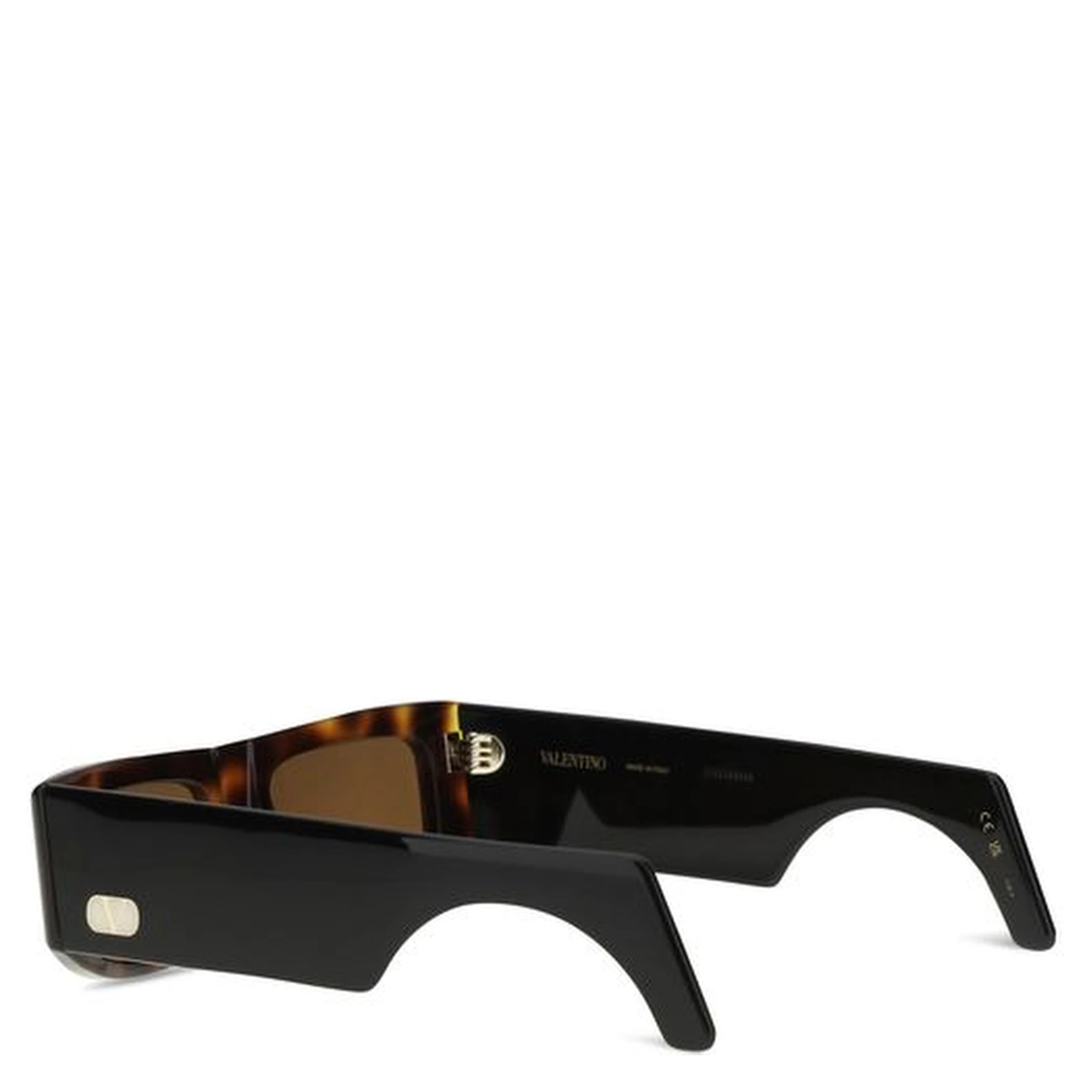 نظارات شمسية بنية اللون من الأسيتات