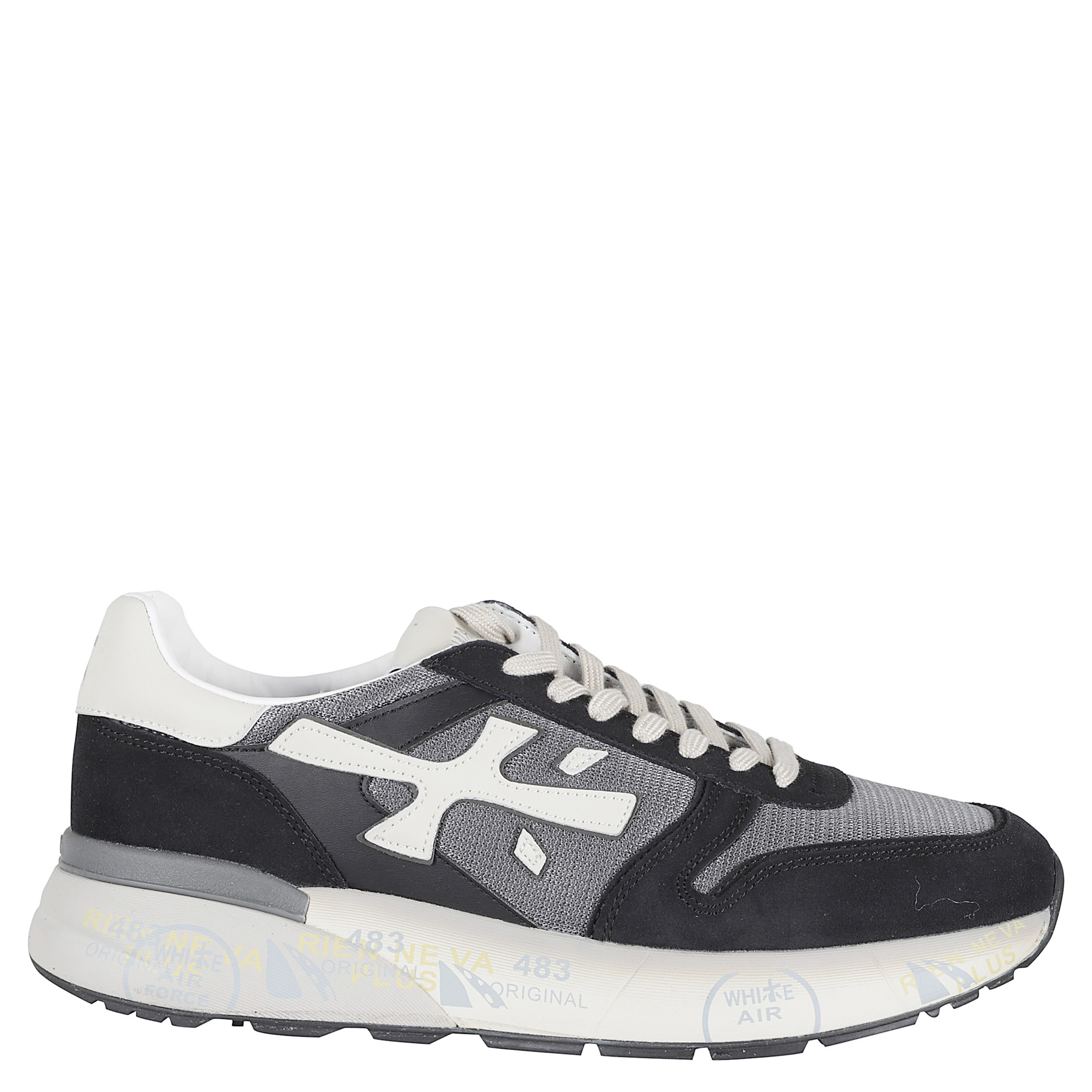 SNEAKER