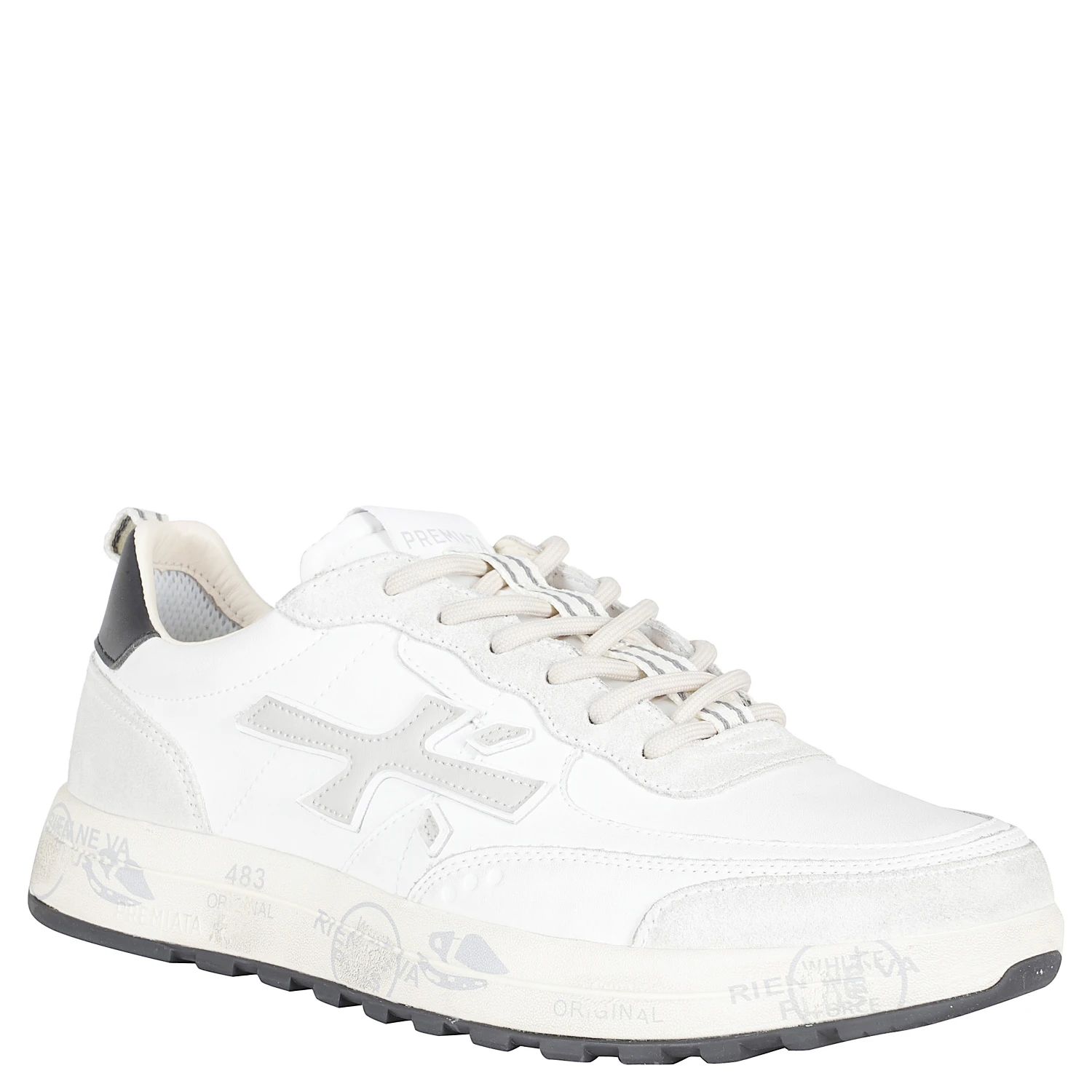 SNEAKER