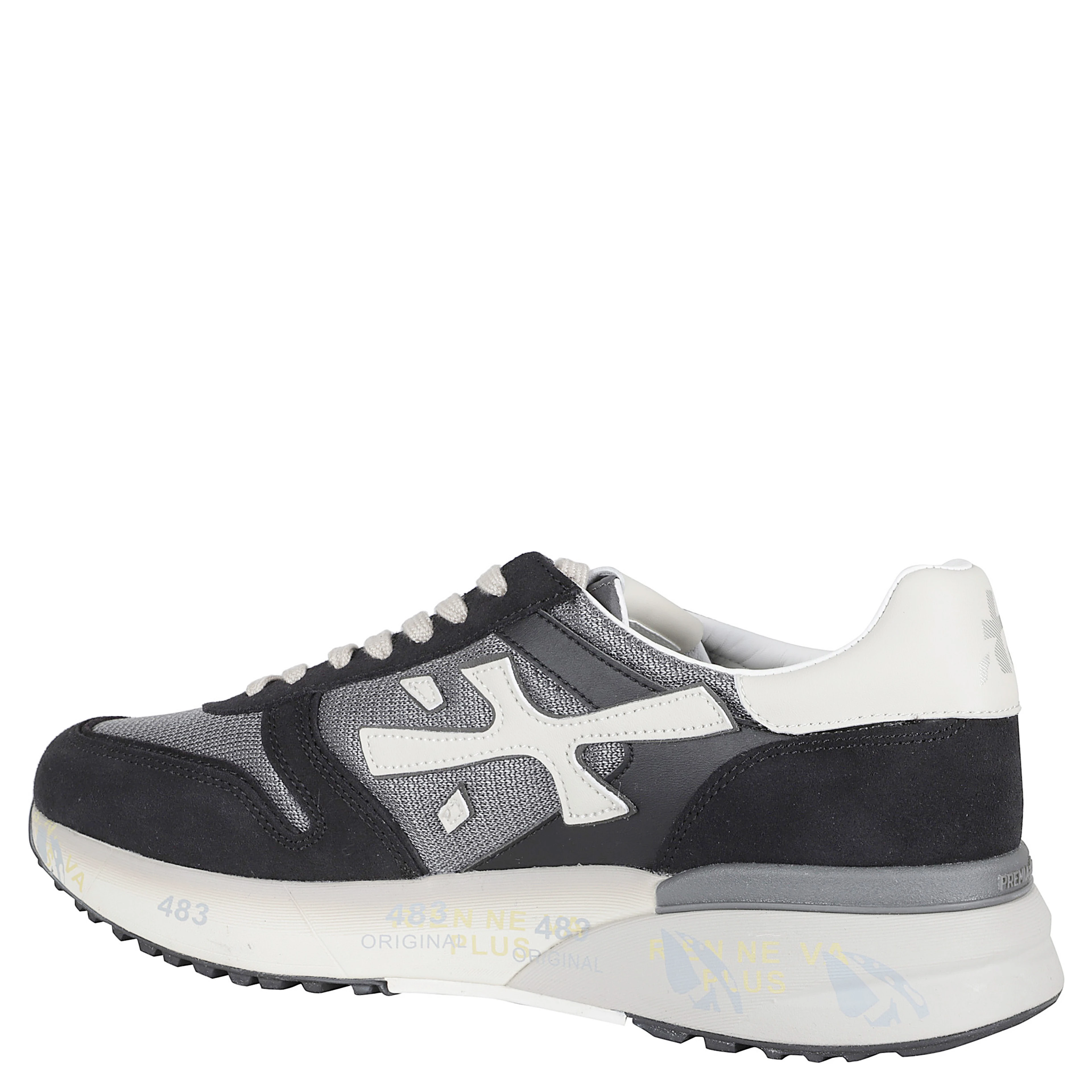 SNEAKER