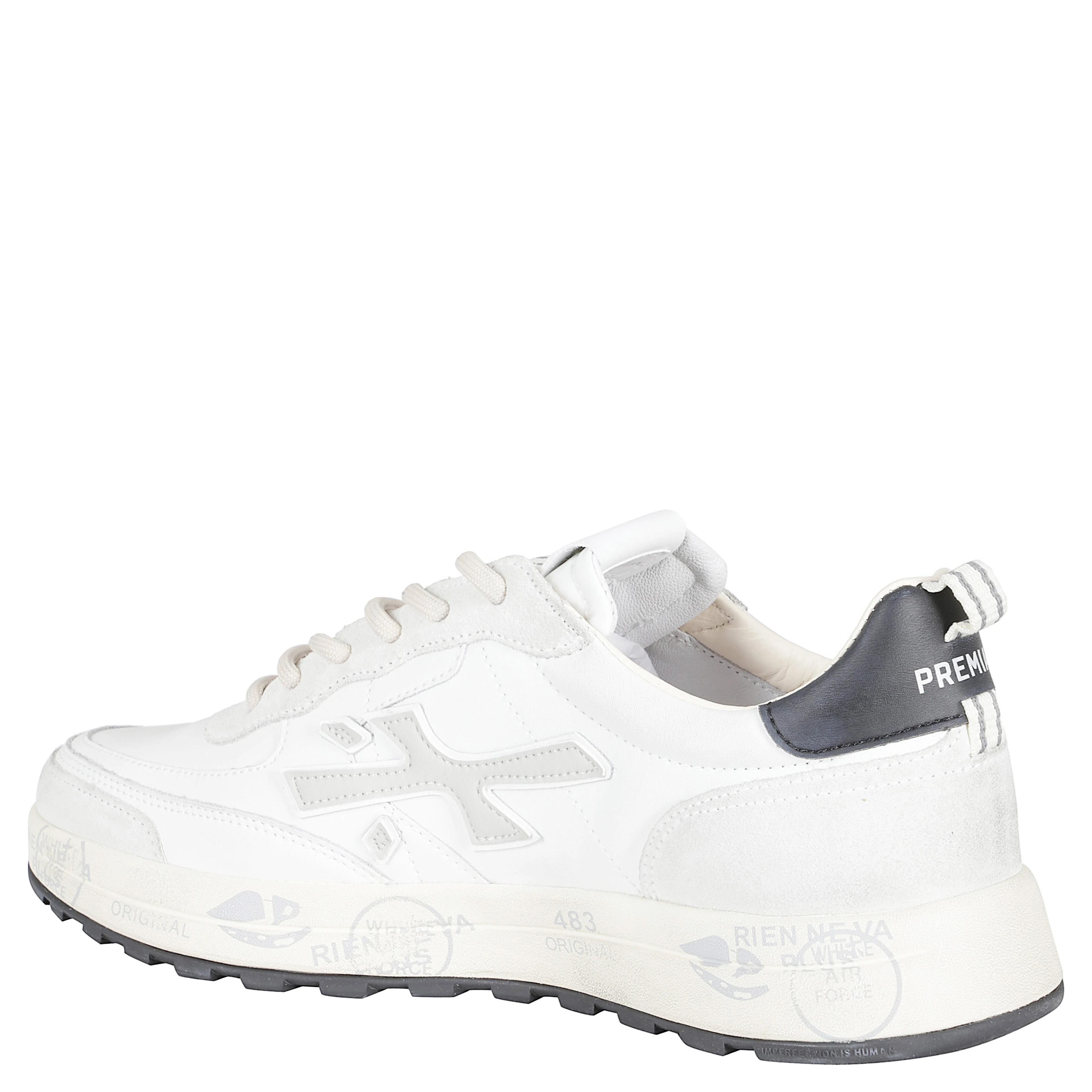 SNEAKER