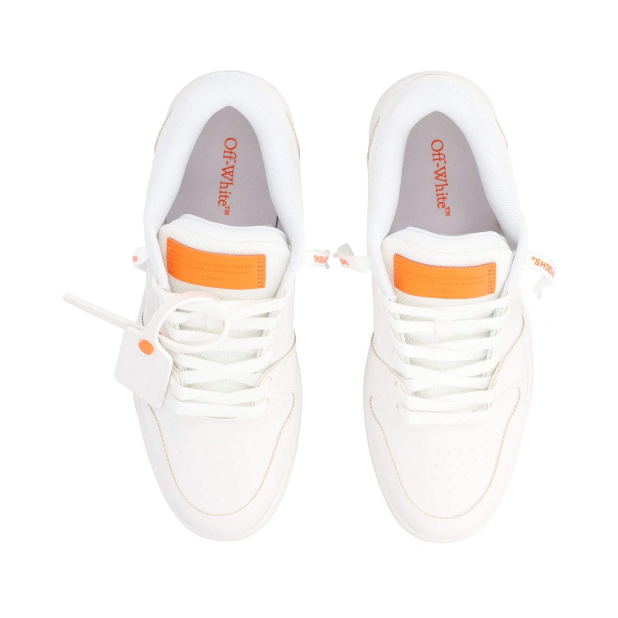 SNEAKER "OUT OF OFFICE"