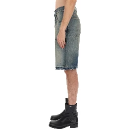 SHORTS IN DENIM