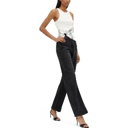 RIBBED TOP WITH PIERCING APPLIQUE