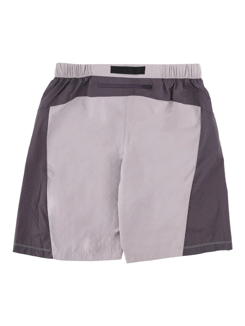 SHORTS CON CINTURA