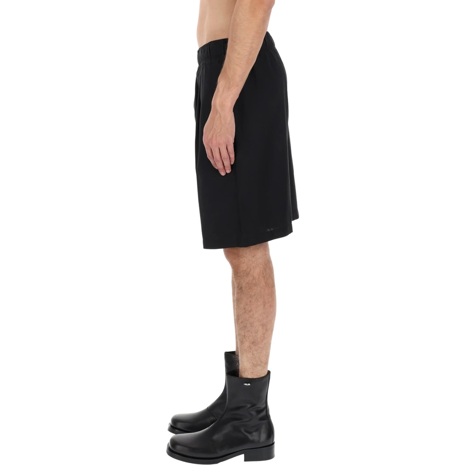 "LEISURE" SHORTS