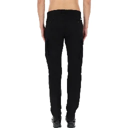 PANTALONE CARGO CON PATCH LOGO