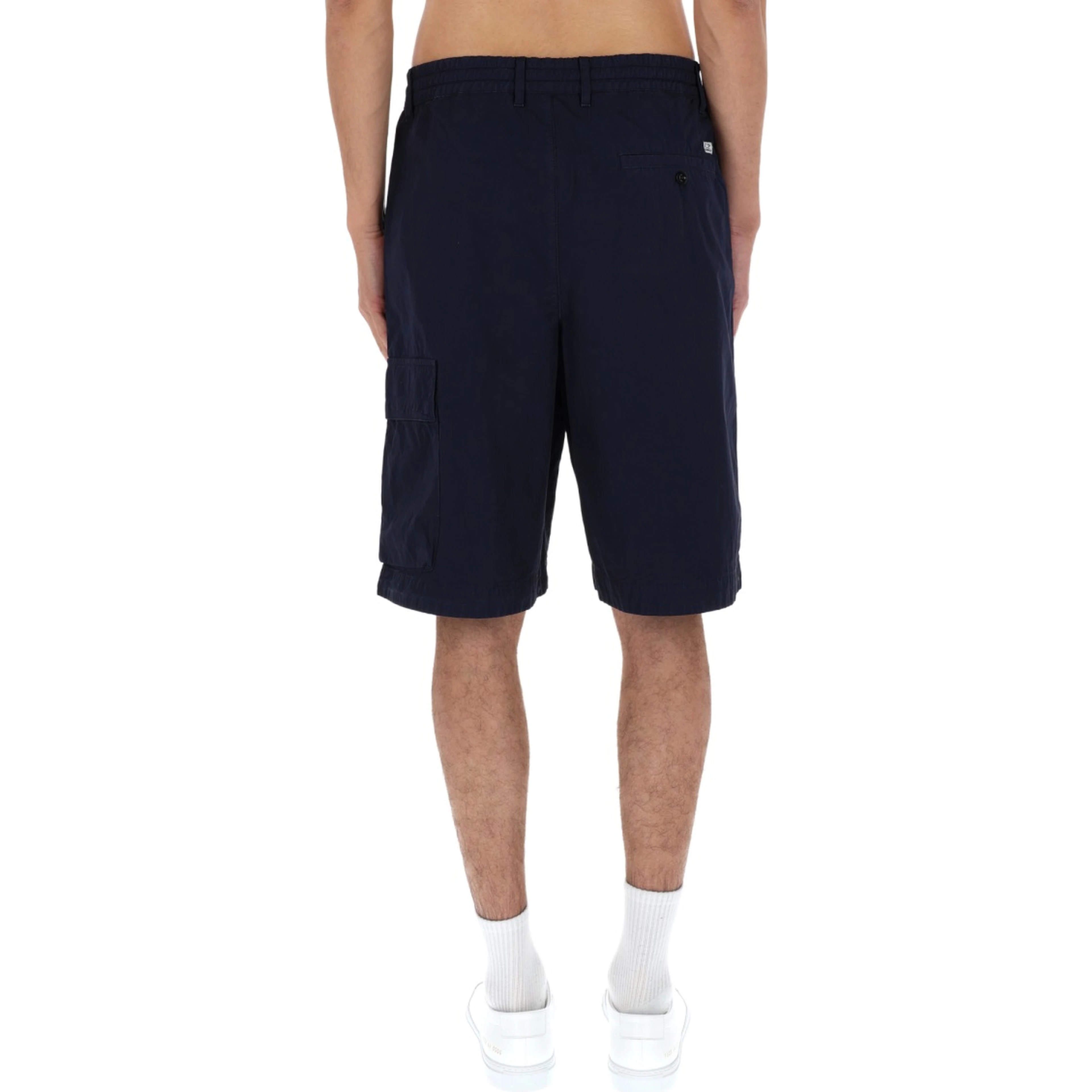 SHORTS CARGO CON PATCH LOGO