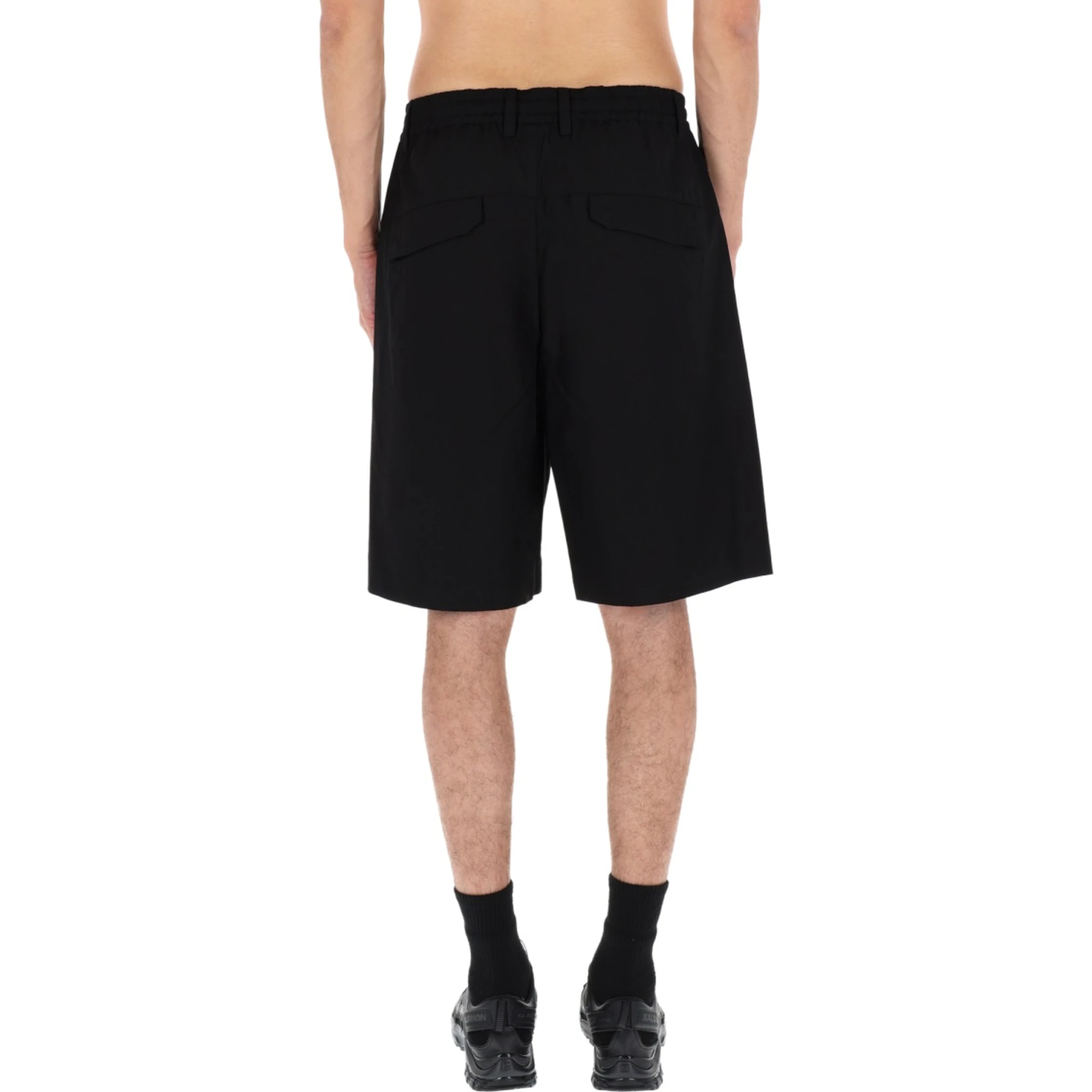 SHORTS "METROPOLIS" CON LOGO
