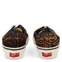 SNEAKER "AUTHENTIC 44"