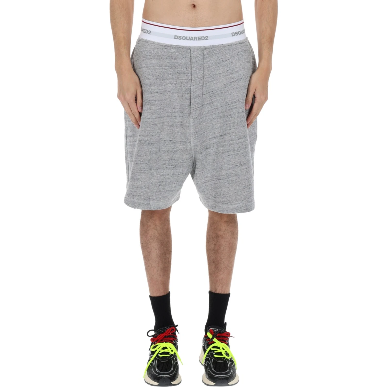 SHORTS "OVERSIZE" CON LOGO