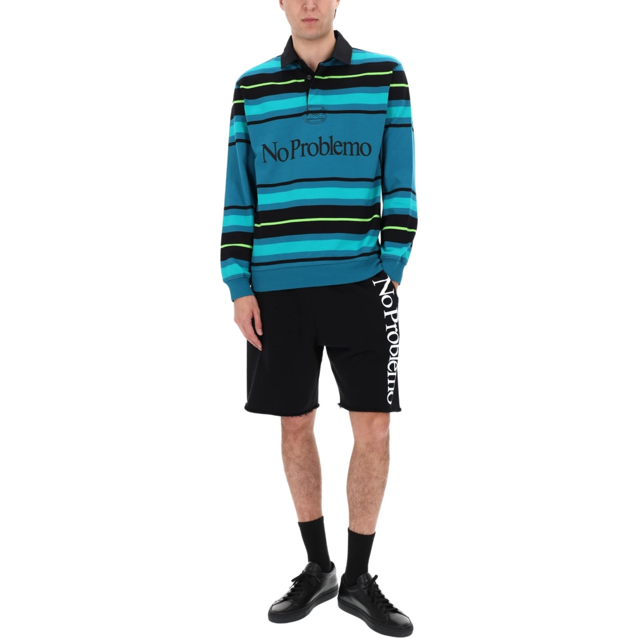 SHORTS CON LOGO