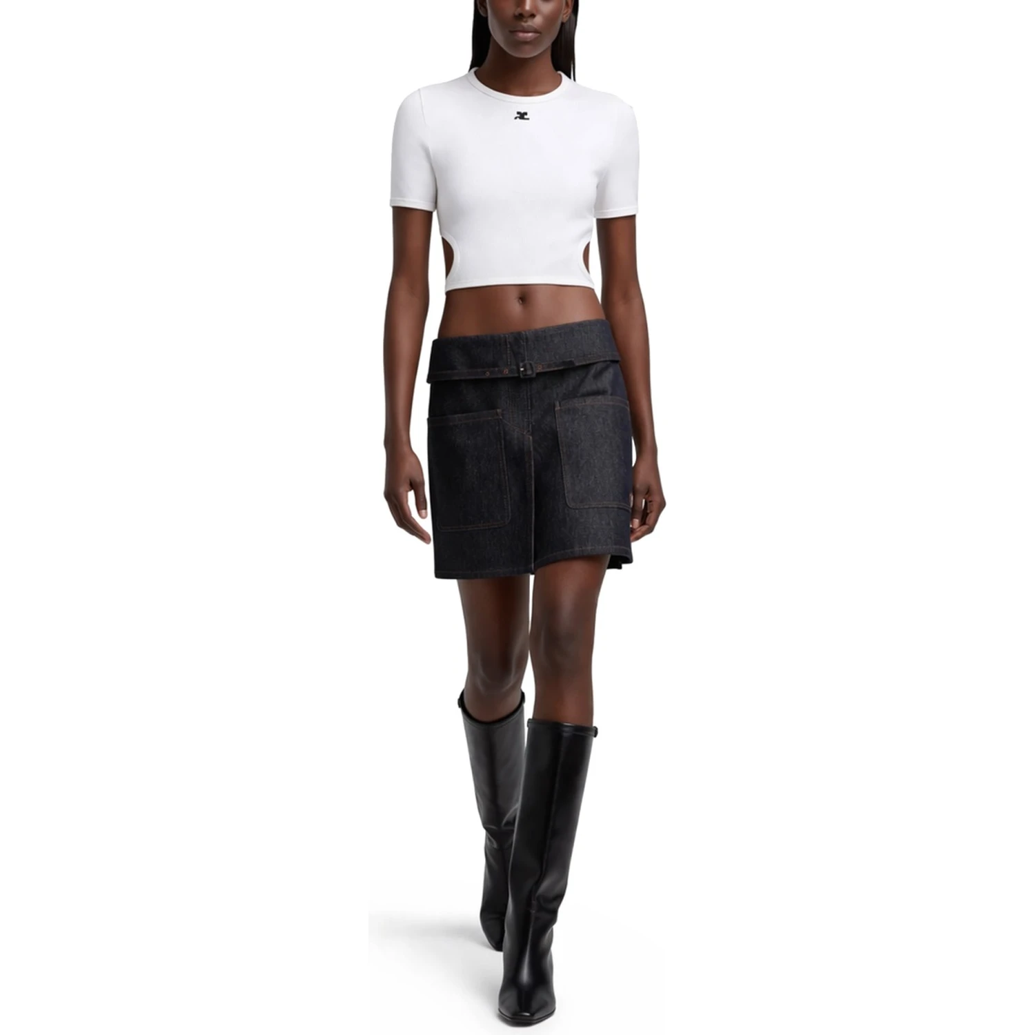 T-SHIRT "CUT OUT" CON LOGO