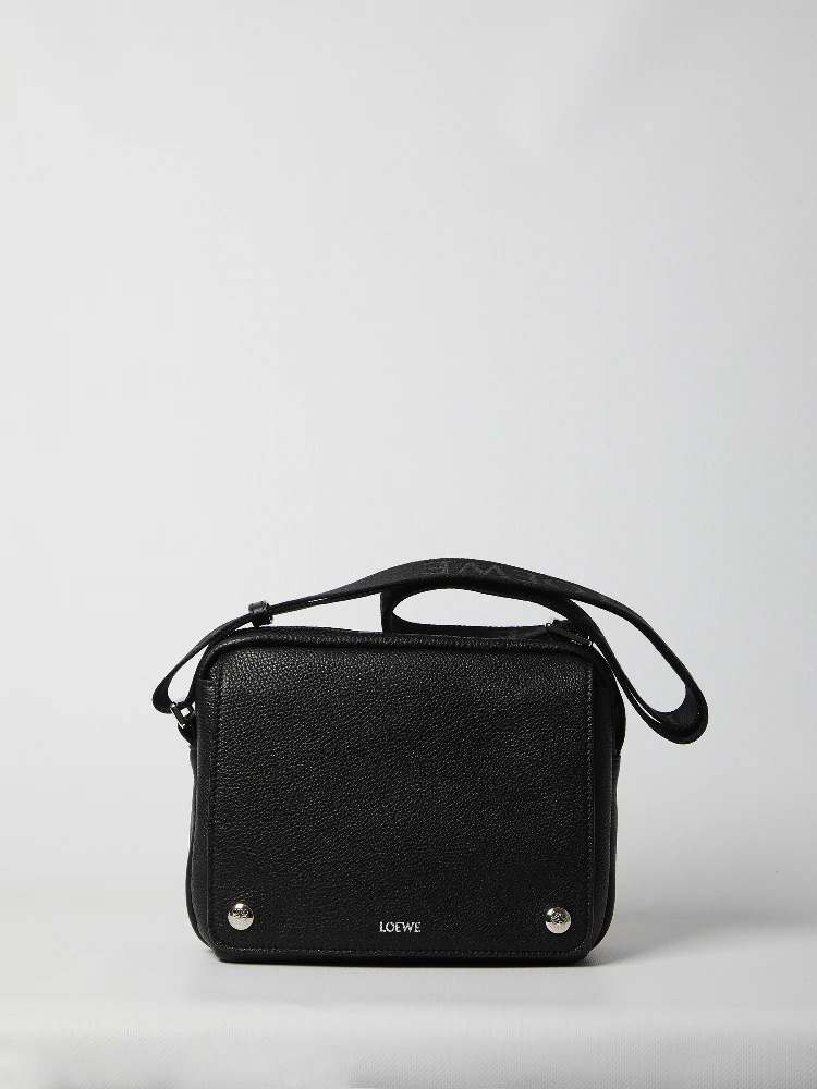 Pebble Messenger shoulder bag medium