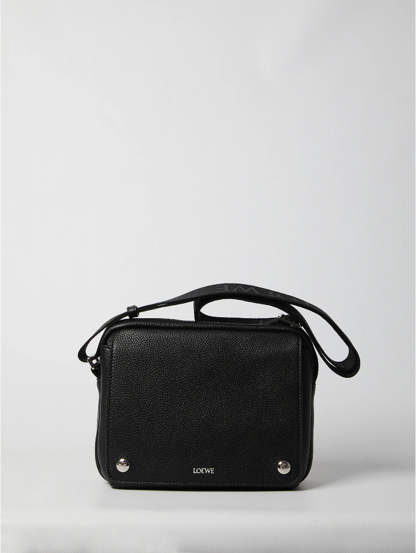 Pebble Messenger shoulder bag medium