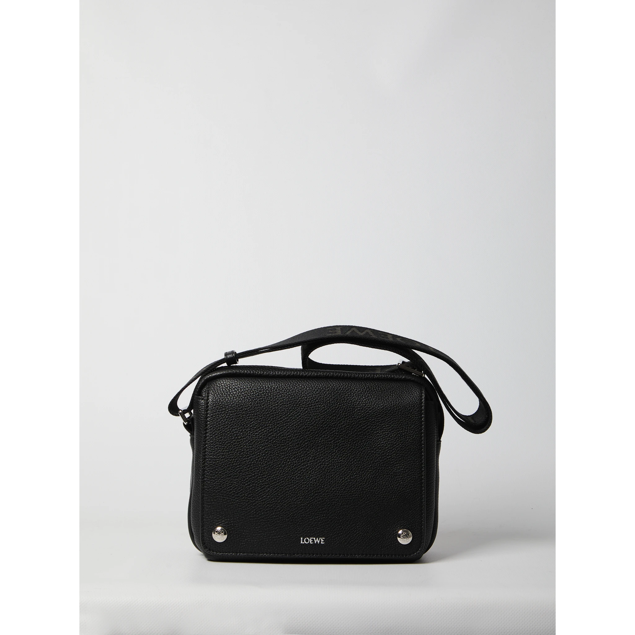 Pebble Messenger shoulder bag medium