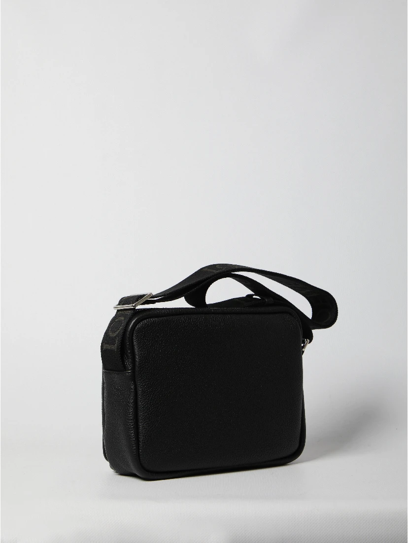 Pebble Messenger shoulder bag medium