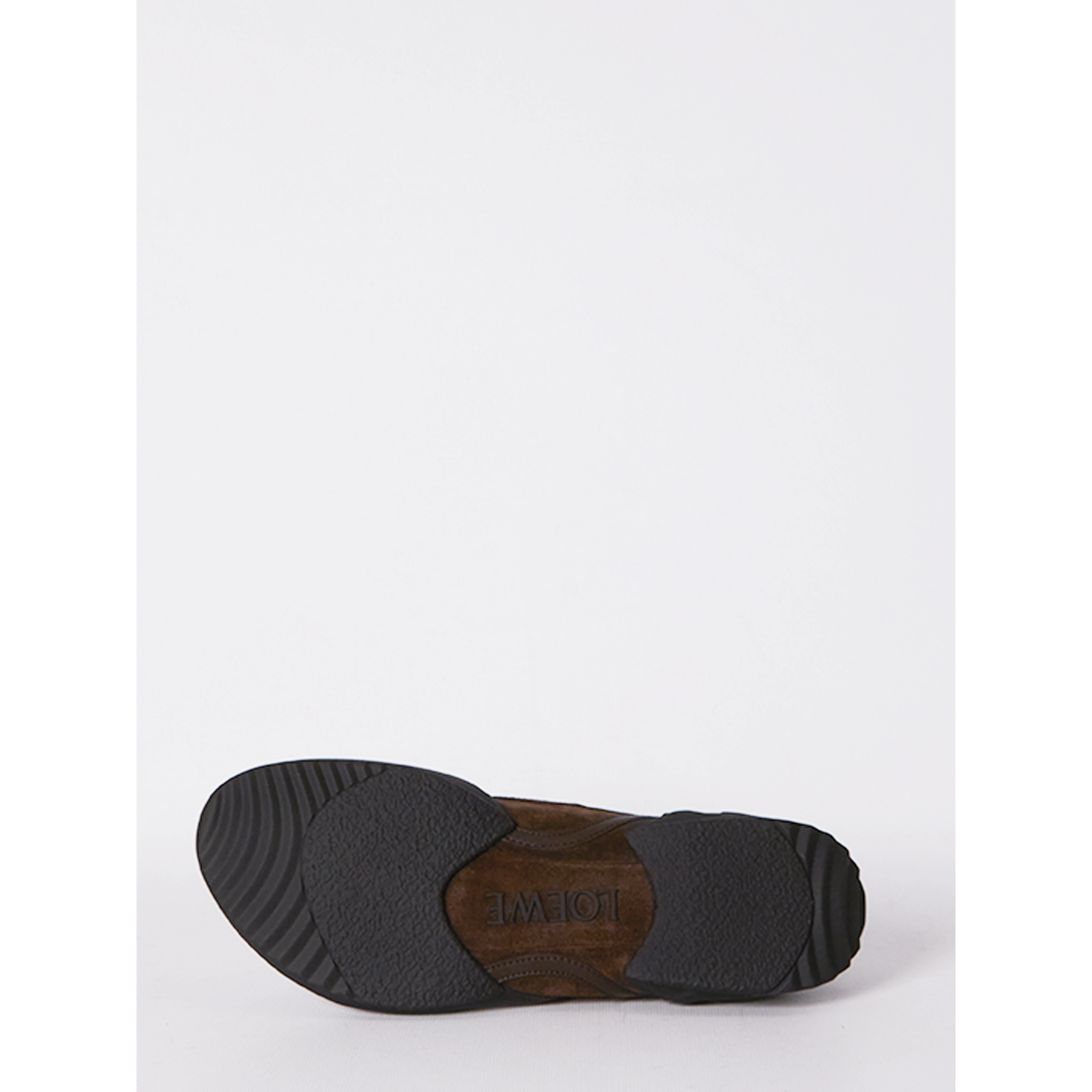 Grip sneakers