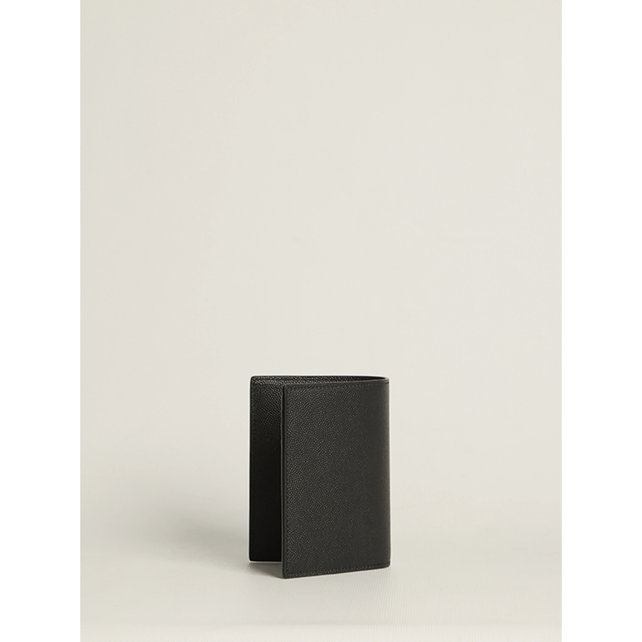 Leather compact wallet