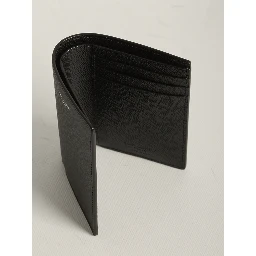 Leather compact wallet