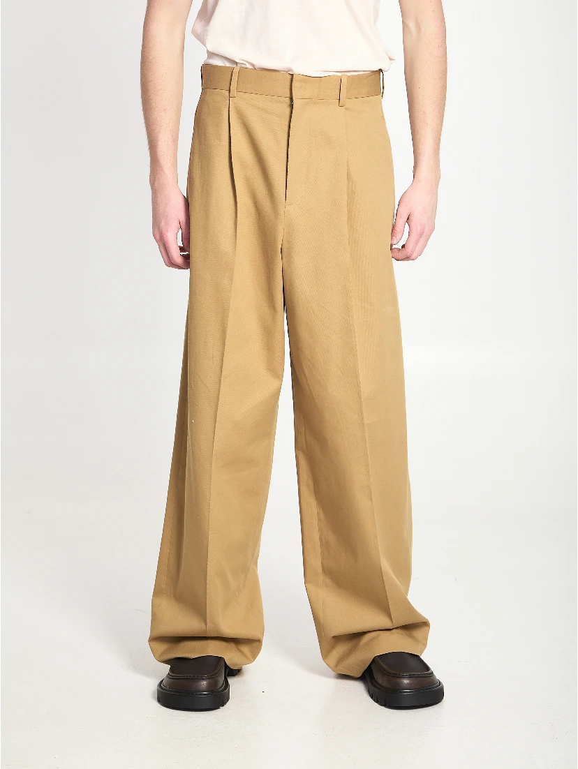 Wide leg pants
