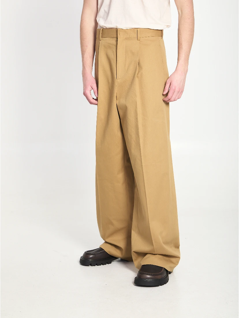 Wide leg pants