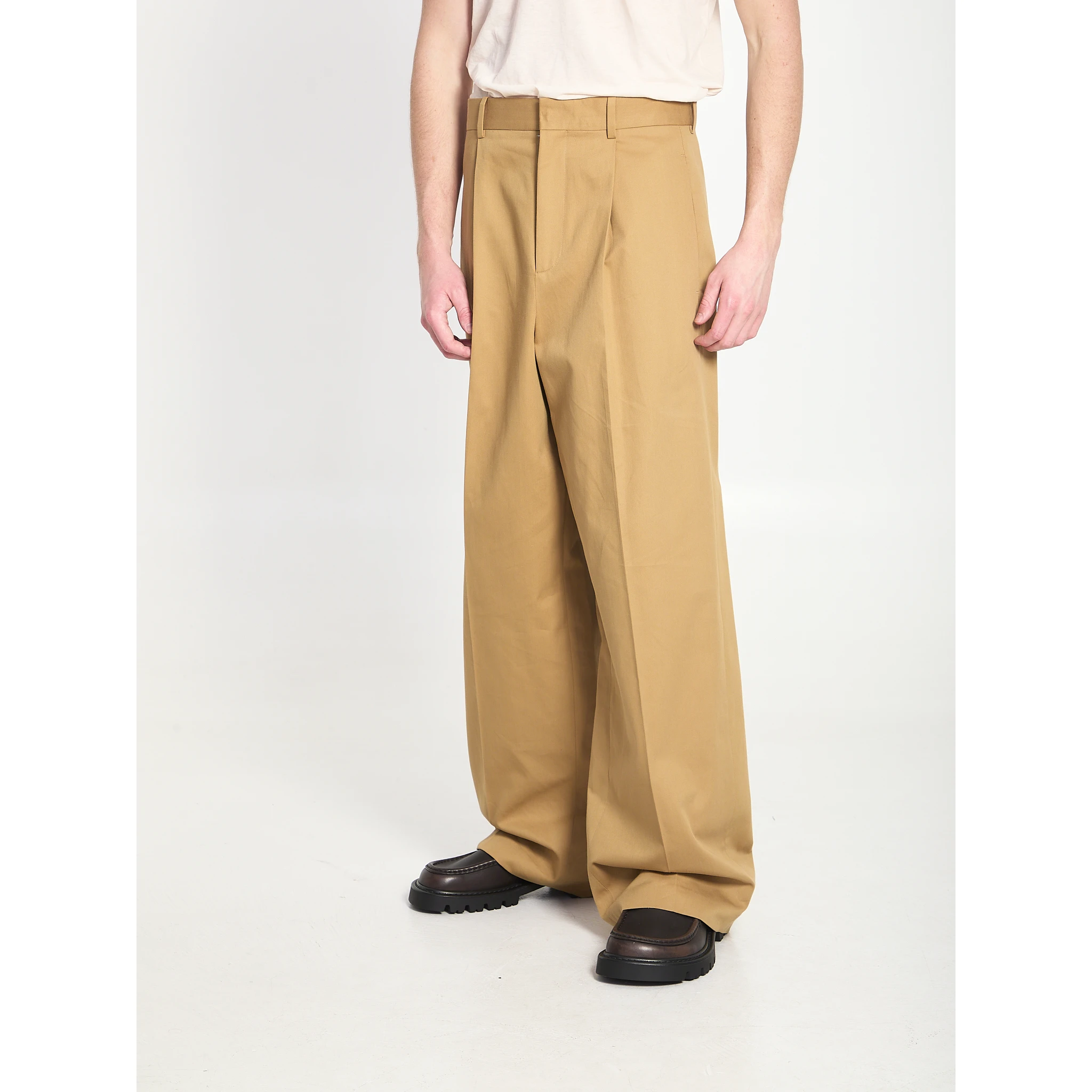 Wide leg pants